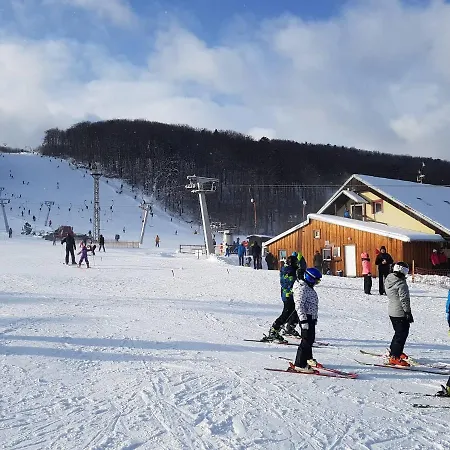 Jahodná 3*